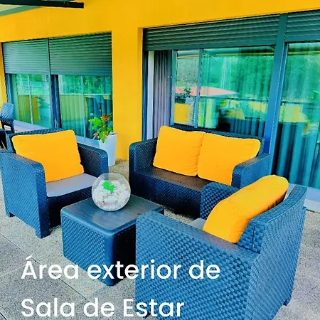 Refugio Serras Do Porto-luz&martins 度假居 *