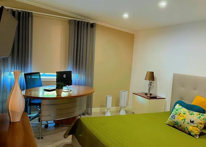 Vakantiehuis Refugio Serras Do Porto-luz&martins