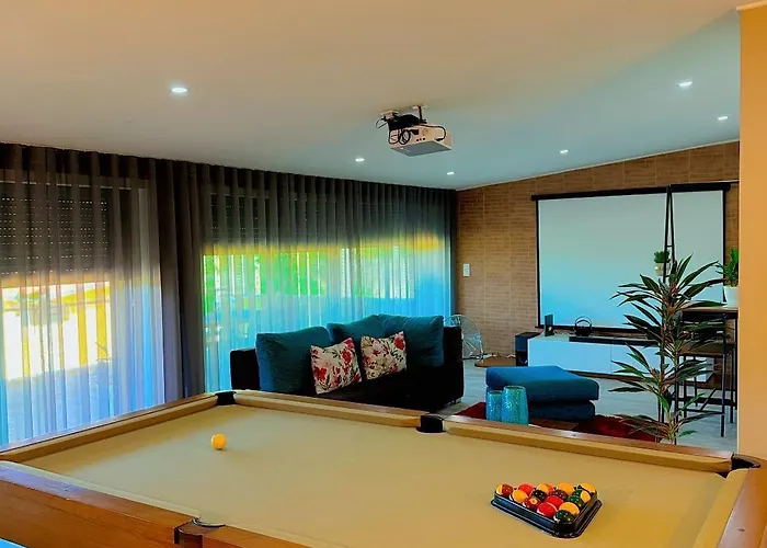 Vakantiehuis Refugio Serras Do Porto-luz&martins