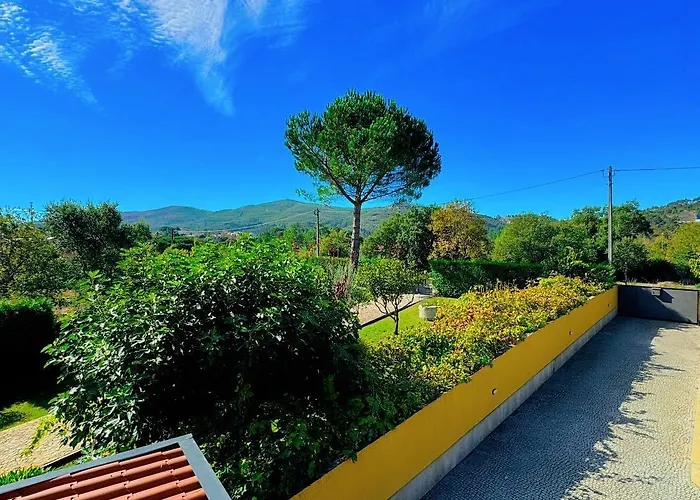 Refugio Serras Do Porto-luz&martins Vakantiehuis Paredes (Porto)