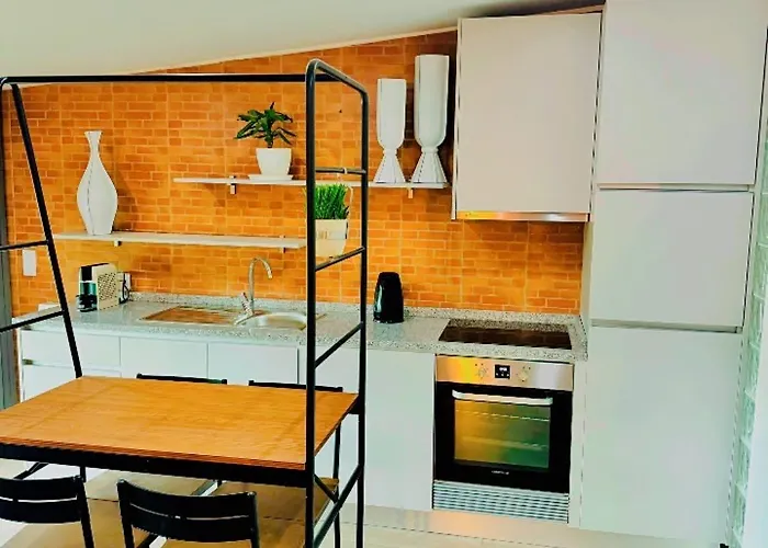 Refugio Serras Do Porto-luz&martins Paredes (Porto)